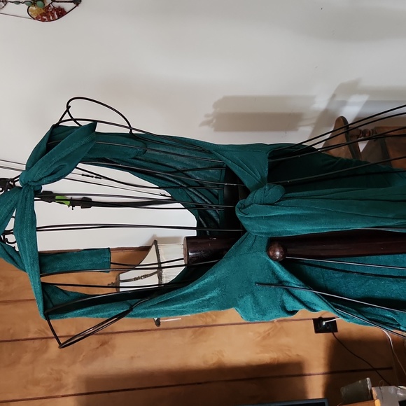 Adjustable strap emerald green sexy dress small - Picture 4 of 6